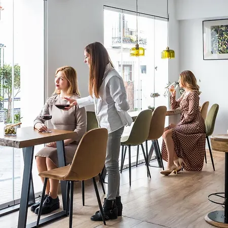 Linda Boutique מארבלה