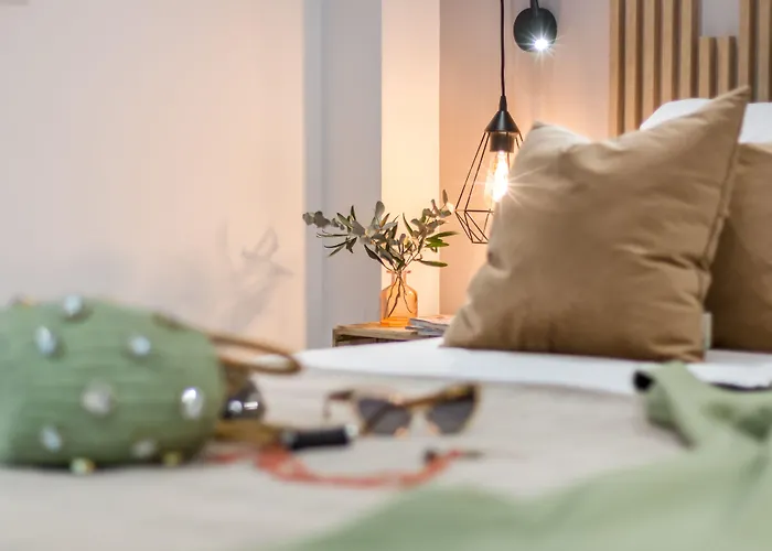 Linda Boutique Μαρμπέλλα