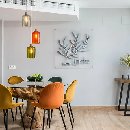 Linda Boutique Μαρμπέλλα