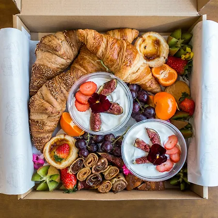 Linda Boutique מלון